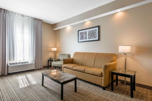 Quality Inn Palm Bay - Melbourne I-95 - image 28