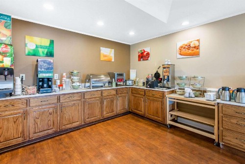 Quality Inn Palm Bay - Melbourne I-95 - image 32