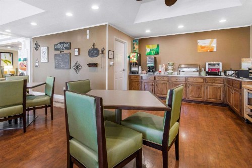 Quality Inn Palm Bay - Melbourne I-95 - image 34