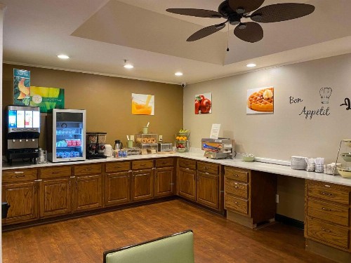 Quality Inn Palm Bay - Melbourne I-95 - image 36
