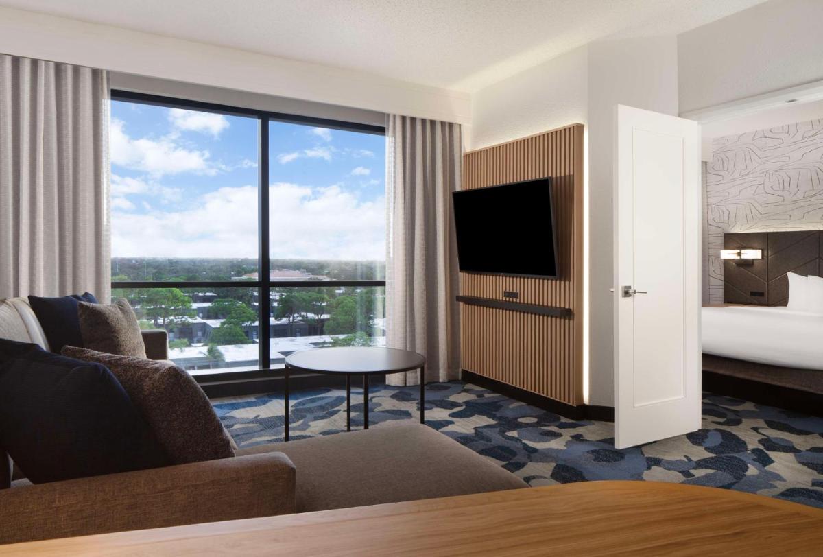 Embassy Suites by Hilton Palm Beach Gardens PGA Boulevard - image 5
