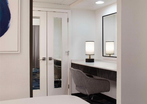 Embassy Suites by Hilton Palm Beach Gardens PGA Boulevard - image 7