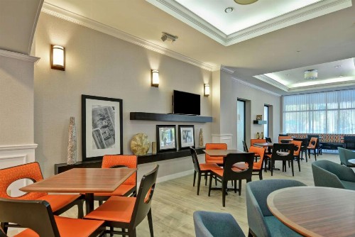 Hampton Inn Palm Beach Gardens - image 17