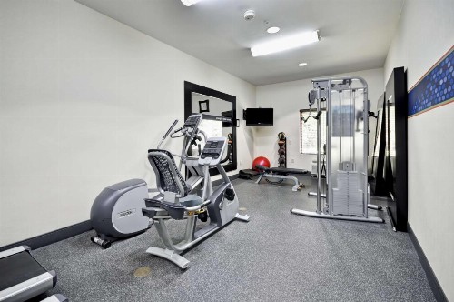 Hampton Inn Palm Beach Gardens - image 2