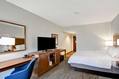 Hampton Inn Palm Beach Gardens - image 28