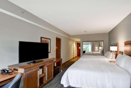 Hampton Inn Palm Beach Gardens - image 36