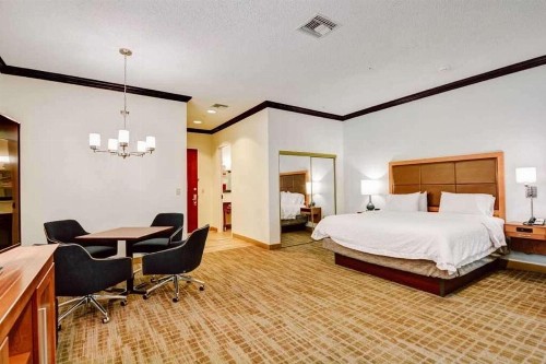 Hampton Inn Palm Beach Gardens - image 7