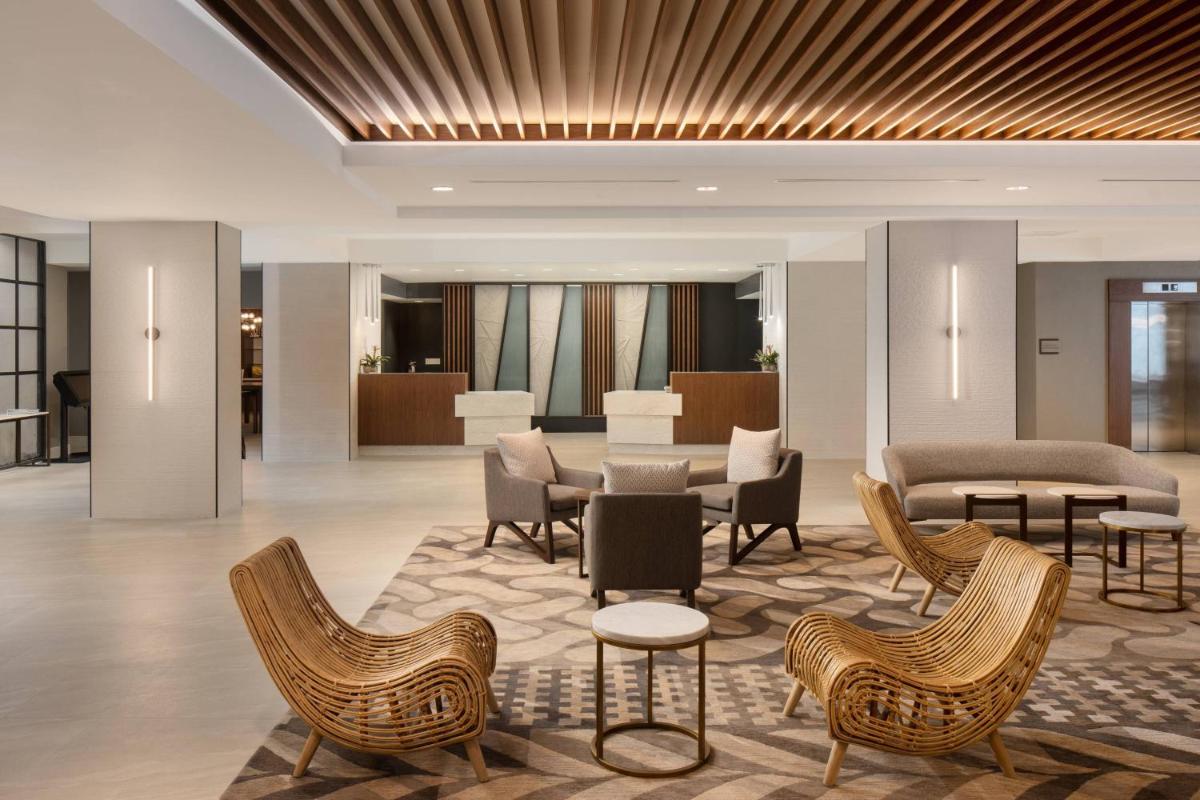 Palm Beach Gardens Marriott - image 3