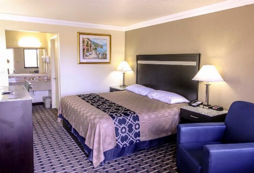 Inn of America - image 14