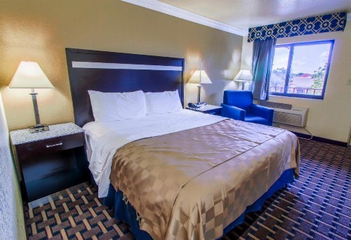 Inn of America - image 3