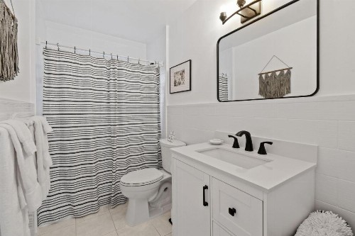 Sunshine shores boutique apartments - image 19