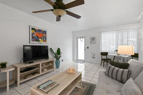 Sunshine shores boutique apartments - image 28