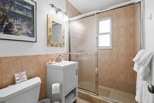 Sunshine shores boutique apartments - image 3
