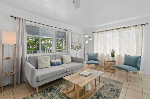 Sunshine shores boutique apartments - image 30