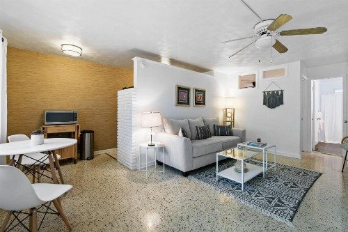 Sunshine shores boutique apartments - image 36