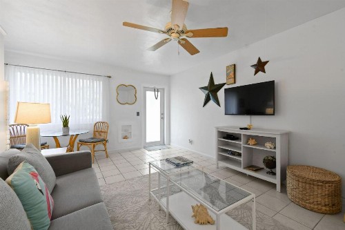 Sunshine shores boutique apartments - image 42