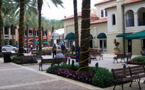 Tropical Elegant Palm Beach 2 Bedroom 2 Bathroom Suite - image 12