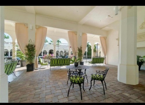 Tropical Elegant Palm Beach 2 Bedroom 2 Bathroom Suite - image 16