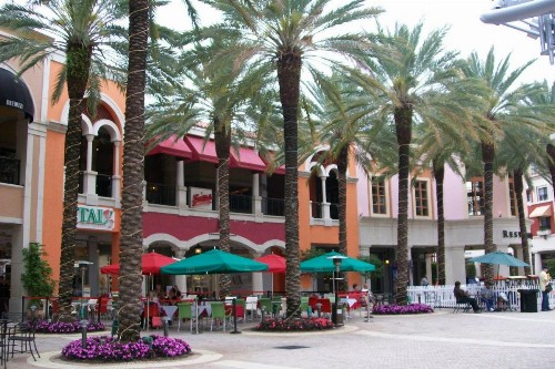 Tropical Elegant Palm Beach 2 Bedroom 2 Bathroom Suite - image 24