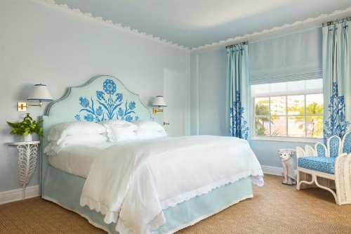The Colony Hotel - image 32