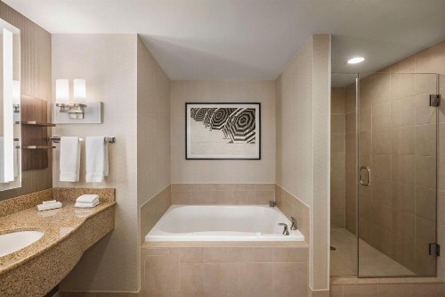 Hilton Garden Inn Palm Coast Town Center - image 12