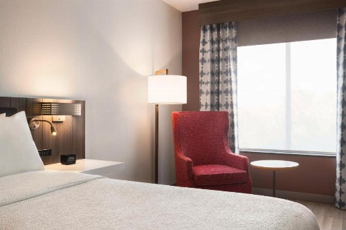 Hilton Garden Inn Palm Coast Town Center - image 9