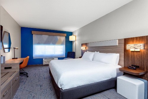 Days Inn by Wyndham Palm Coast - image 11