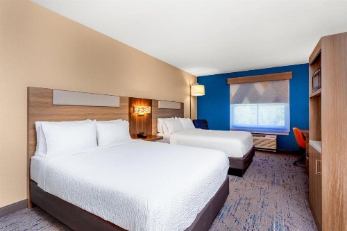Days Inn by Wyndham Palm Coast - image 14