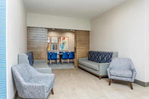 Days Inn by Wyndham Palm Coast - image 17