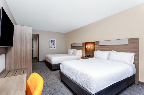 Days Inn by Wyndham Palm Coast - image 5