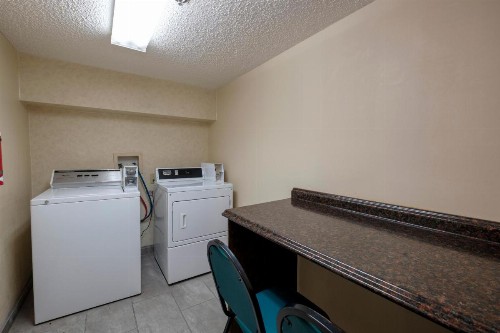 Red Roof Inn PLUS+ Palm Coast - image 15