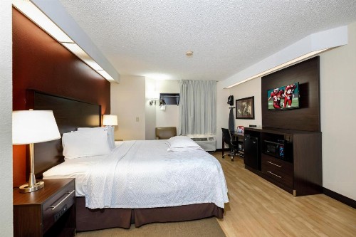 Red Roof Inn PLUS+ Palm Coast - image 21