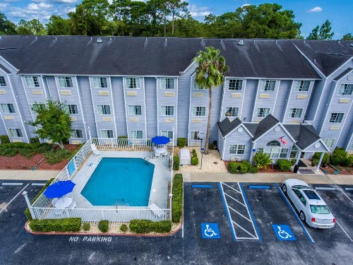 Microtel Inn & Suites Palm Coast - image 21