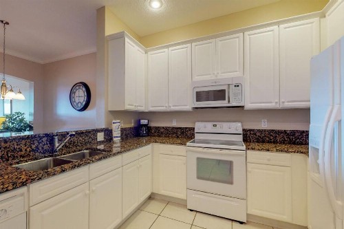 1000 Cinnamon Beach - image 5