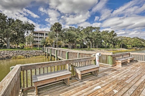 Riverfront Palm Coast Getaway with Resort Amenities! - image 6
