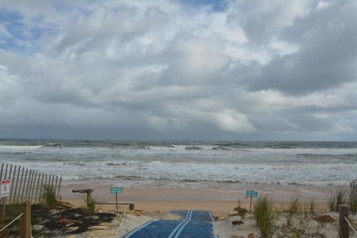 Legasea a gorgeous 5 bed4 Bath Luxury Beach House Hot Tub Fenced Yard - image 2