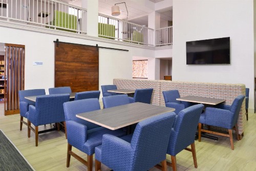 Holiday Inn Express Palm Desert an IHG Hotel - image 15