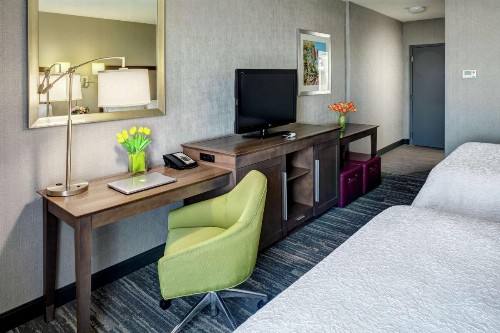 Hampton Inn & Suites Palm Desert - image 20