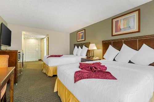 Best Western Plus Palm Desert Resort - image 27