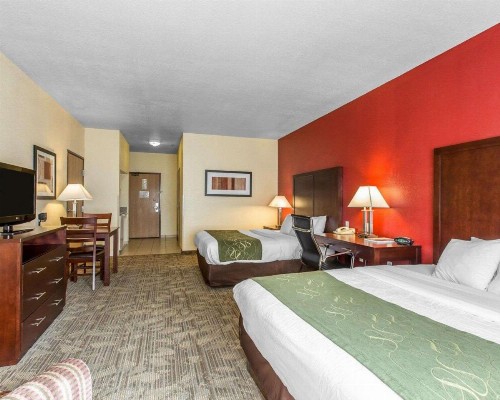 Comfort Suites Palm Desert I-10 - image 28