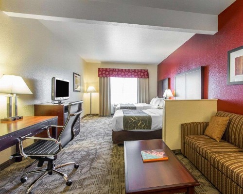 Comfort Suites Palm Desert I-10 - image 30