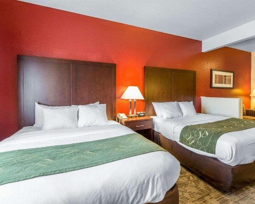 Comfort Suites Palm Desert I-10 - image 31