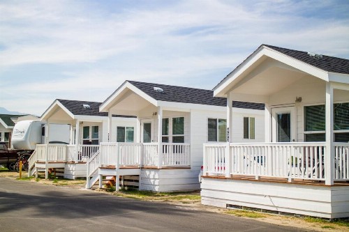 Palm Springs Camping Resort Cottage 1 - image 1