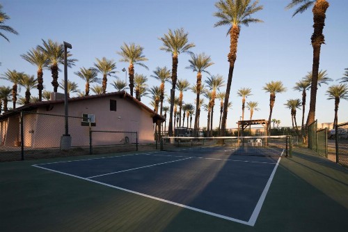 Palm Springs Camping Resort Cottage 2 - image 19