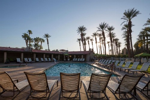 Palm Springs Camping Resort Cottage 2 - image 5