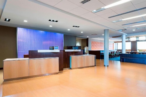 Fairfield Inn & Suites by Marriott Palm Desert - image 4