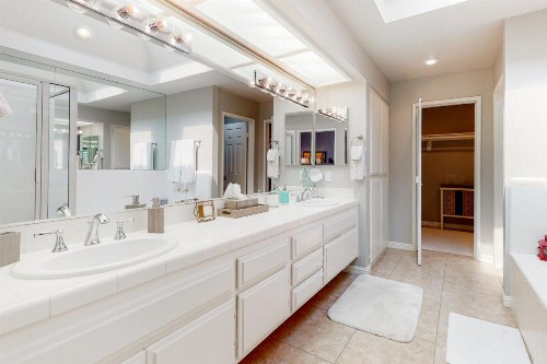 Desert Breeze Oasis - image 11