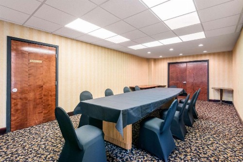 Quality Inn & Suites Tarpon Springs South - image 24