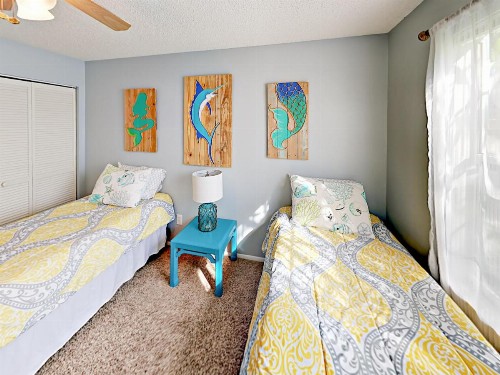 1465 Brier Home Home - image 11