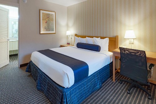 Travelodge by Wyndham Palm Springs - image 26